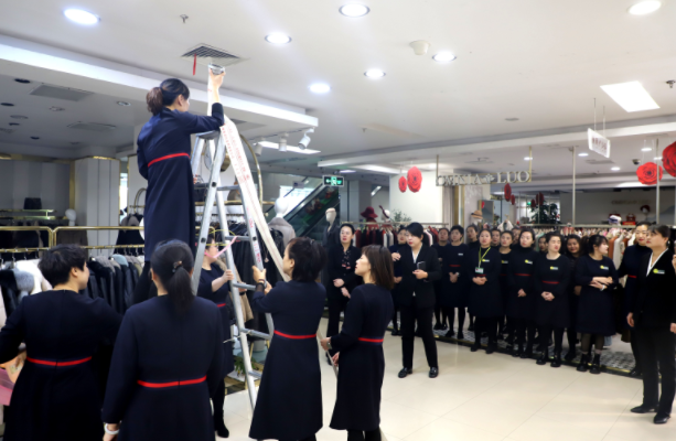 筑牢安全防線(xiàn)  守護經(jīng)營(yíng)根基